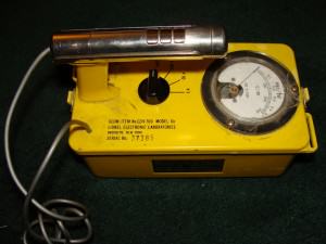 Vintage Lionel CDV-700 #6B Geiger Counter - Radiological Survey Meter, Tested